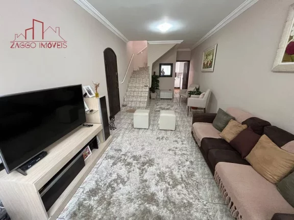 Imagem Casa com 116m² - 3 dorms - 2 vagas - Jd. Monte Azul.