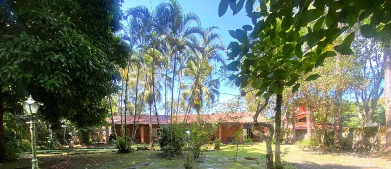 Linda chácara à venda em Iguape/SP
