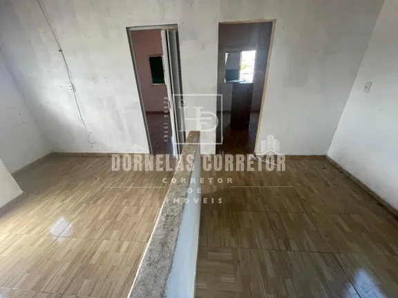 Imagem **3 CASAS EM 300m² NA AV. NORTE! IDEAL PRA MORAR E INVESTIR - R$ 360 MIL À VISTA!**