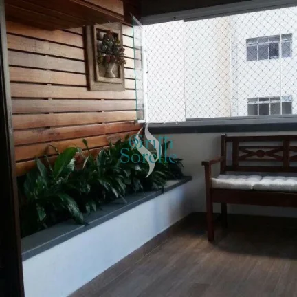 Imagem Apartamento à Venda em Moema - São Paulo/SP.