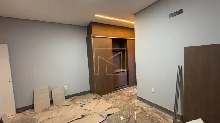 Imagem Casa com 3 dormitórios, sendo 1 suítes para alugar no Condomínio do Parque Olívio Franceschini em Hortolândia