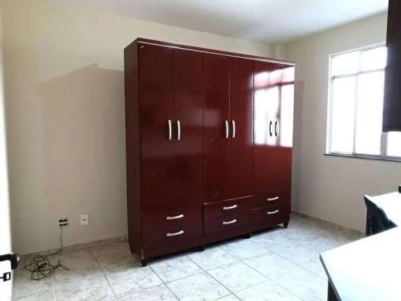 Imagem Praticidade e Conforto: Apartamento com Suíte e Garagem Coberta no bairro Santa Cecília.