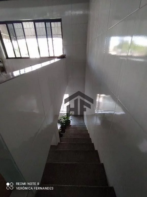 Imagem Casa com 3 Quartos à Venda, 201 m² em Torrões - Recife