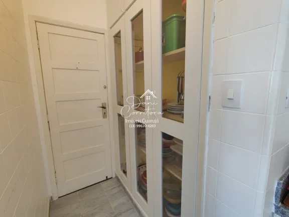 Imagem Apartamento à venda em Guarujá-SP, Pitangueiras: 2 quartos, 1 suíte, 2 salas, 3 banheiros, 1 vaga de garagem, 110 m² de área.