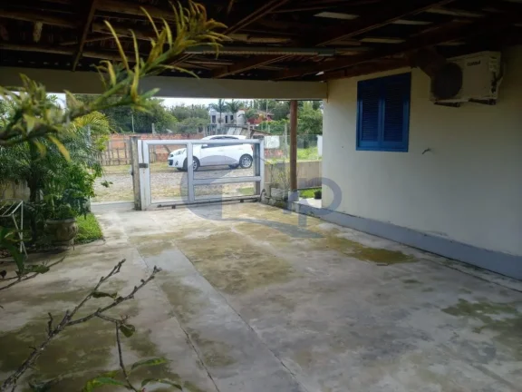 Imagem Casa á venda com 3 dormitórios na Itapeva em Torres/RS