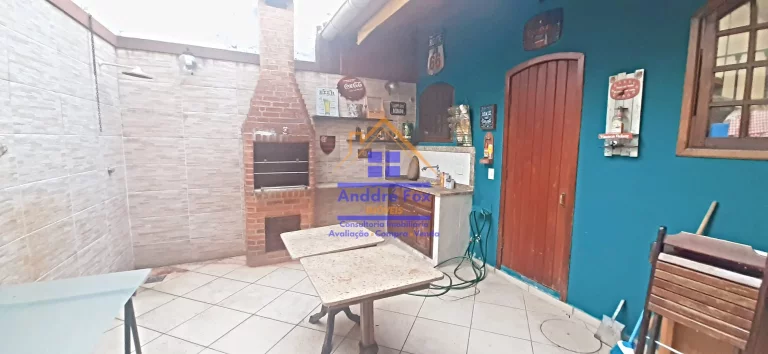 Casa com 3 quartos, armários embutidos, 1 suíte, closet, dependências completa,, área externa à venda, 150 M² por R$ 729.000 - Tijuca - Rio de Janeiro/RJ.