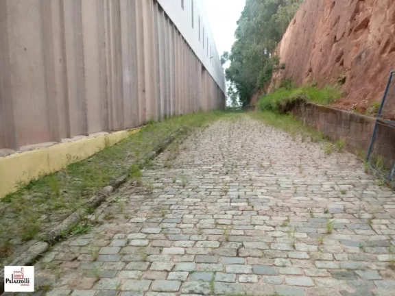 Imagem Galpão com 10.600 m² Construção em Jandira SP