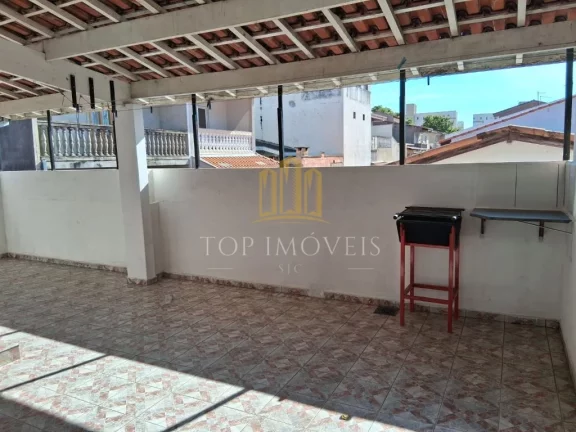 Imagem Espaçosa casa três dormitórios próximo ao shopping oriente