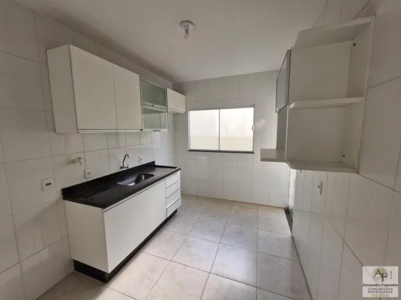 Imagem Casa para Venda em Aparecida de Goiânia, Vila Brasília, 3 dormitórios, 1 suíte, 2 banheiros, 2 vagas