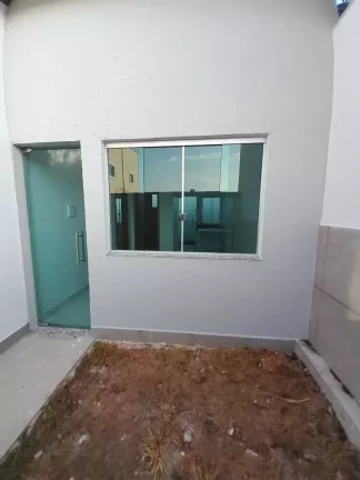 Imagem Casa à venda, 2 quartos, 1 vaga, Novo Centro - Santa Luzia/MG