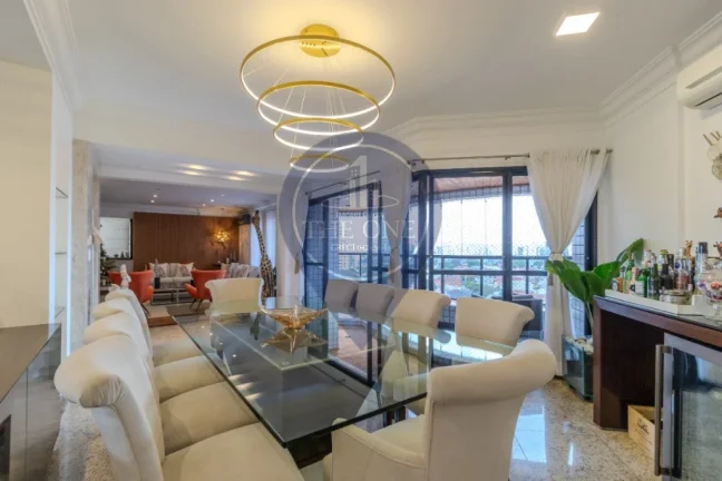 Imagem Imperdível apartamento de luxo com 4 suítes e 4 vagas no Bosque da Saúde, São Paulo-SP!