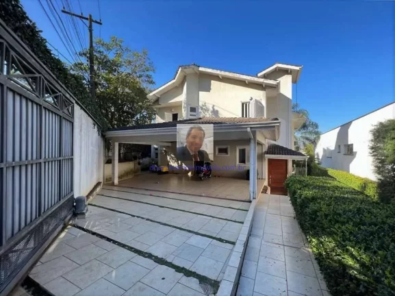Imagem Vende-se Casa 4suítes, piscina e vista. Miolo da Granja Viana.