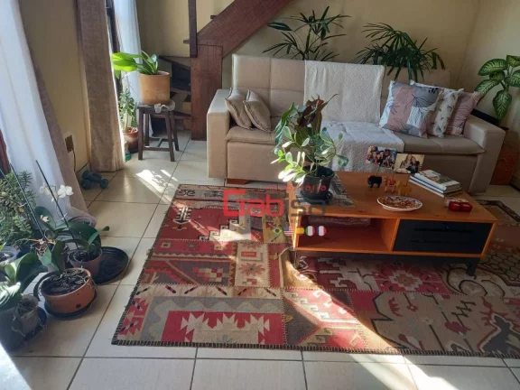Imagem Casa com 2 dormitórios à venda, 70 m² por R$ 550.000,00 - Marina - Armação dos Búzios/RJ