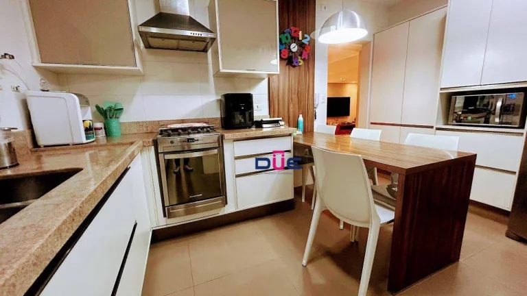 Imagem Apartamento com 3 dormitórios à venda, 170 m² por R$ 1.900.000 - Gonzaga - Santos/SP