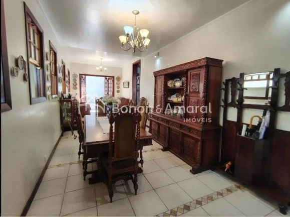 Imagem Linda casa à venda em Valinhos, situada em um condomínio tranquilo e com excelente localização. ...