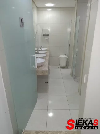 Imagem Salão Comercial para Locação em São Paulo-SP no Bairro Nícleo Lageado: 1.000m² e 8 Banheiros!