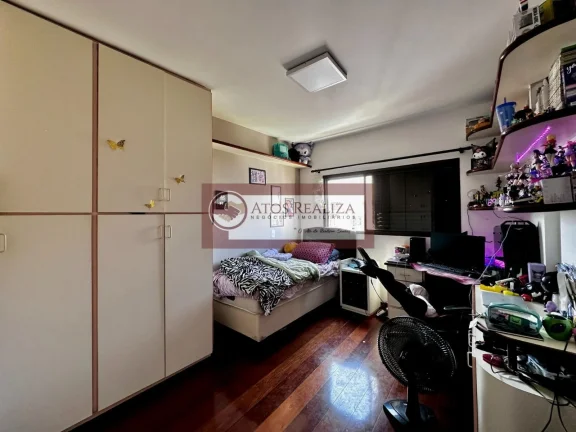 Imagem Venda luxuoso Apartamento 274m² com 4 dormitórios, 3 vagas de garagem, na Vila Alexandria.