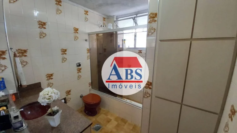 Imagem Apartamento com 3 dormitórios à venda, 167 m² por R$ 720.000 - Pompéia - Santos/SP a uma quadra da praia