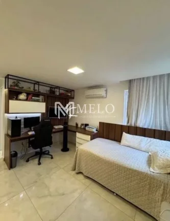 Imagem CASA EM CONDOMÍNIO - 6qts., 4suítes,4vagas, 280 m² Poço da Panela.