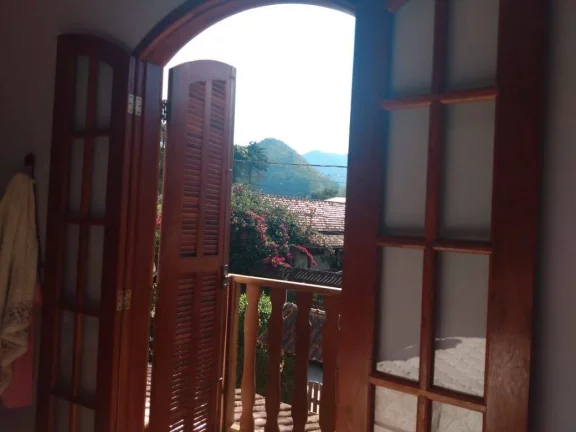 Imagem Vendo esta maravilhosa casa em Lumiar. Nova Friburgo rj.