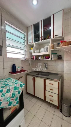 Imagem Apartamento com 2 dormitórios à venda, 32 m² por R$ 240.000,00 - Agriões - Teresópolis/RJ