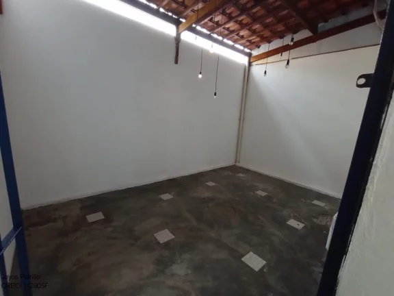 Imagem Super loja com 114 m² disponível para locação na principal avenida comercial de Peruíbe.
