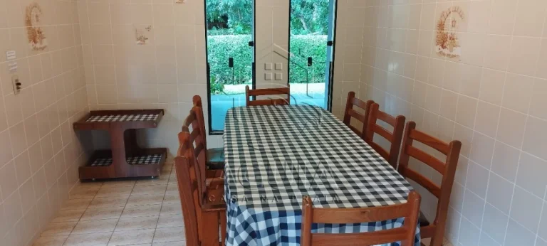 Imagem Casa à venda na Praia da Lagoinha em Ubatuba apenas 200mts da Praia!