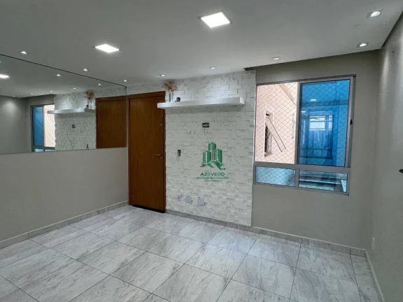 Imagem Apartamento com 2 dormitórios à venda, 41 m² por R$ 240.000,00 - Água Chata - Guarulhos/SP