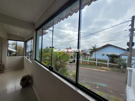 Imagem Casa com 03 dormitórios sendo 01 suíte com espaço de lazer com piscina à Venda em Sapucaia do Sul - RS