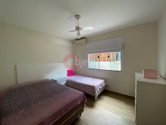 Imagem Casa linear, 3 quartos, mobiliada, Cond. dos Pássaros - Cabo Frio