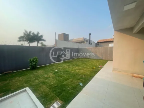 Imagem Imperdível! Casa à venda em Campo Grande-MS, Vila Morumbi, 3 quartos, 1 suíte, 3 salas, 4 banheiros, 2 vagas, 165m².