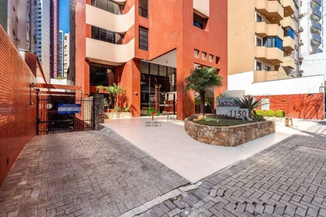 Imagem Apartamento com 3 dormitórios à venda, 113 m² por R$ 1.045.000,00 - Batel - Curitiba/PR