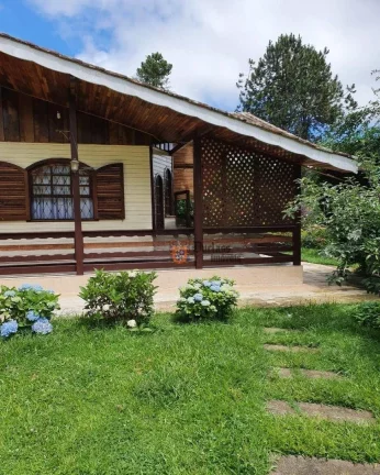 Imagem Casa com 3 dormitórios à venda, 235 m² por R$ 1.250.000,00 - Alto Do Capivari - Campos do Jordão/SP