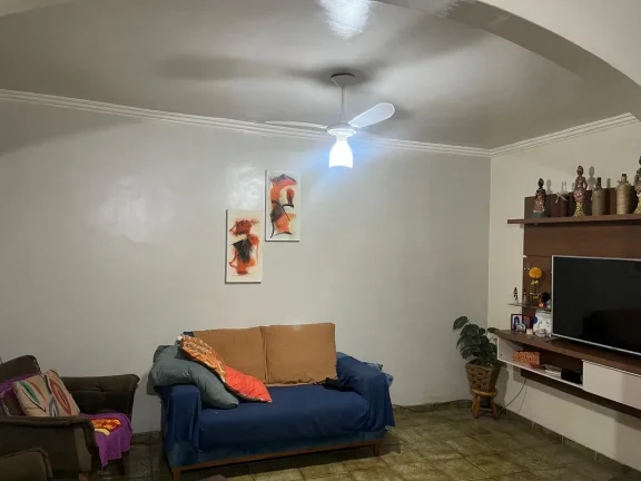 Imagem Casa para Venda em Rio de Janeiro, Campo Grande, 3 dormitórios, 1 suíte, 2 banheiros, 1 vaga