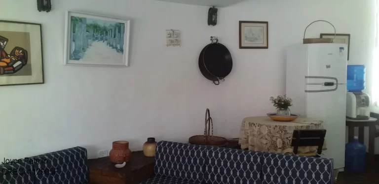 Imagem Casa Com 7 Dormitórios a 60 m Da Praia a Venda Em Peruíbe.
