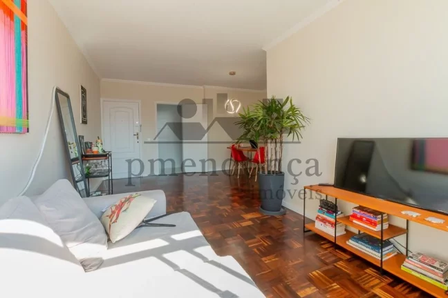 Imagem Apartamento reformado na Rebouças, excelente para morar ou investir!