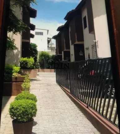 Imagem Sobrado em condomínio - Vila Ede - 2 suítes