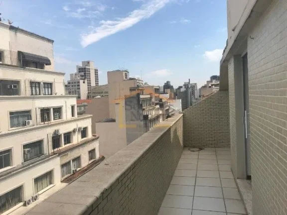 Imagem Sala comercial na cobertura, dispõe de 4 salas, sendo 1 de reunião, sacada, banheiro e cozinha. 11...