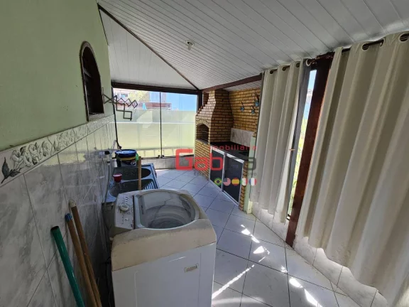Imagem Casa com 3 dormitórios à venda, 128 m² por R$ 500.000,00 - Guriri - Cabo Frio/RJ