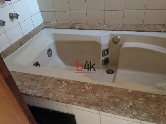 Imagem Apartamento a venda com 4 dormitórios e 3 vagas, 217 m² - Campo Belo