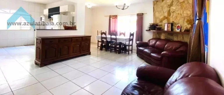 Imagem Casa com Piscina e Gourmet em Terreno Amplo  Atibaia