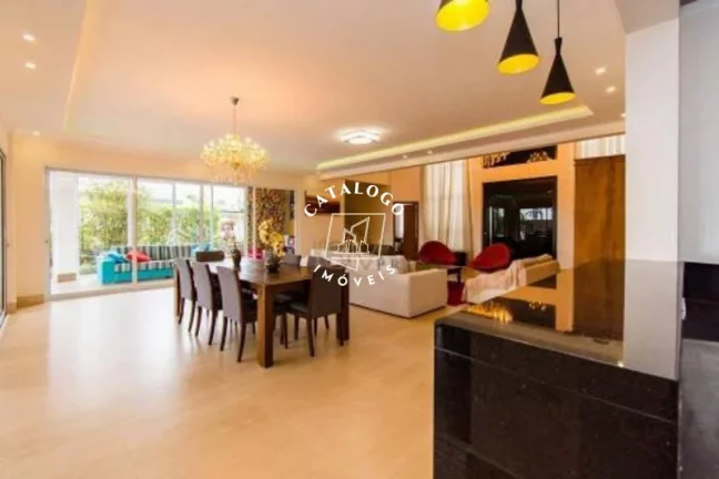 Imagem Casa em Condomínio a Venda no bairro Residencial e Empresarial Alphaville - Ribeirão Preto, SP
