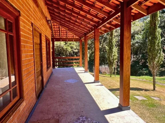 Imagem Chácara Alto Padrão | O Refúgio Definitivo em Gonçalves