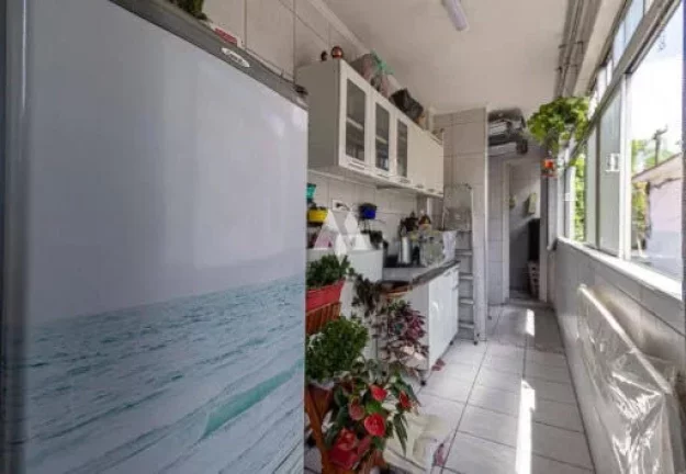 Imagem Apartamento com 3 quartos e 3 banheiros à venda, 97 m² por R$ 495.000