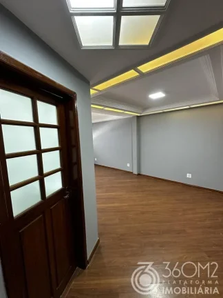 Imagem Sobrado para Venda em São Bernardo do Campo / SP no bairro Jordanópolis