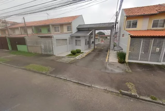 Imagem Sobrado com 3 dormitórios no Cajuru - Condomínio Fechado