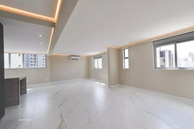 Imagem Localizado na charmosa região da Savassi, em Belo Horizonte, este apartamento é uma excelente esco...