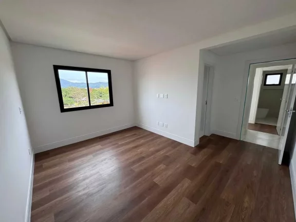 Imagem Cobertura Duplex com 2 suítes e 1 vaga de garagem - Canto Grande em Bombinhas/SC