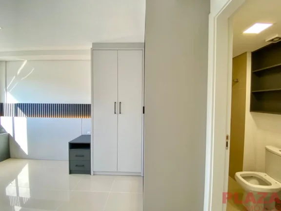 Imagem Apartamento no Centro | 2 Dormitórios (1 Suíte) | 2 Salões de Festas | Semi Mobiliado | Balneário Camboriú – SC