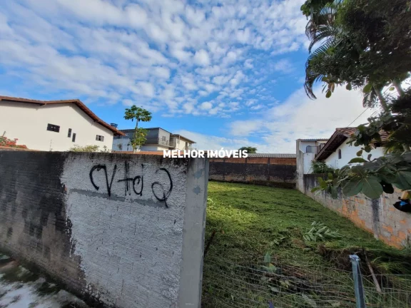 Imagem Terreno para Locação Anual Localizado no Centro de Balneário Camboriu - SC